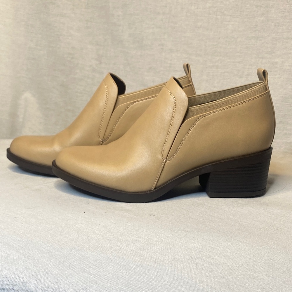 White Mountain Culvert bootie NEW